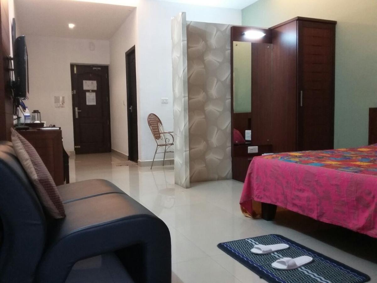 Hotel Soorya Regency Malappuram Esterno foto
