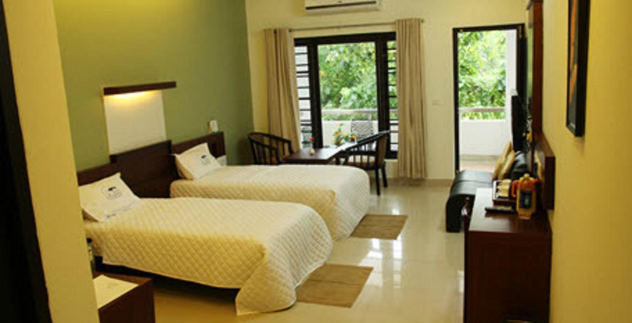 Hotel Soorya Regency Malappuram Esterno foto
