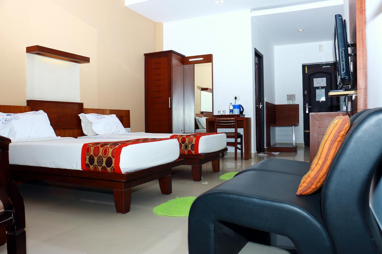 Hotel Soorya Regency Malappuram Esterno foto